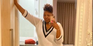 Anele Mdoda’s thigh-high boots leaves her fans in stitches