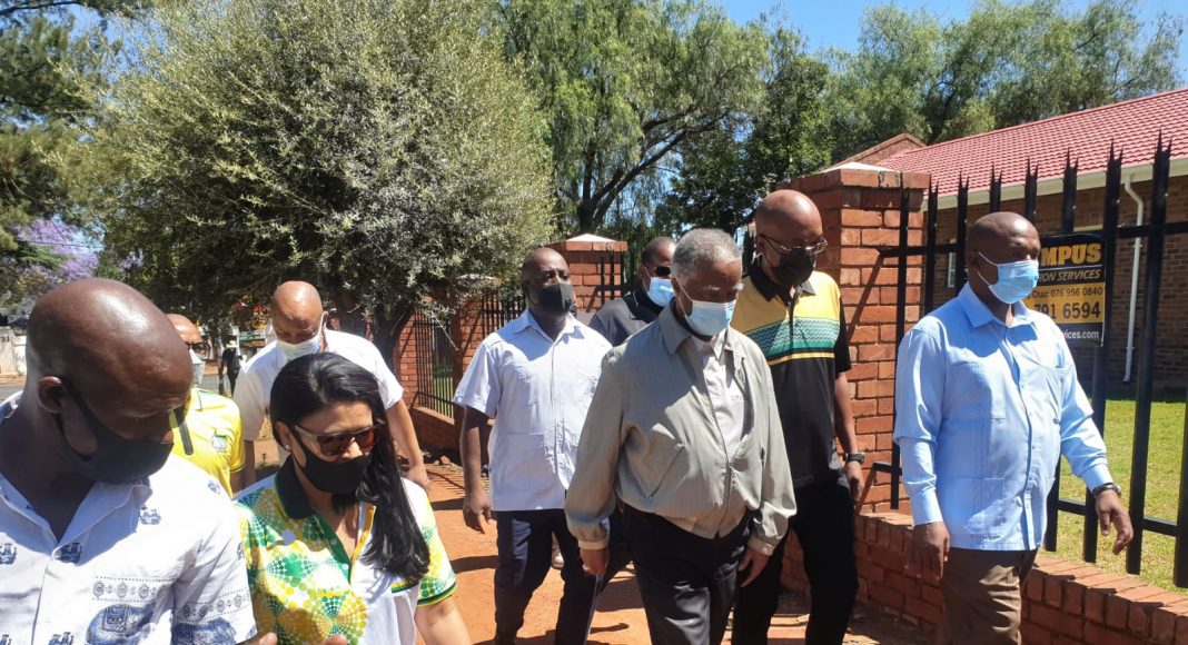 Former President Thabo Mbeki arrives at the Holy Family Colleage in Parktown to cast his vote. The colleage is a stone's throw away from the Thabo Mbeki Foundation. When asked who he is voting for, Mbeki said: 