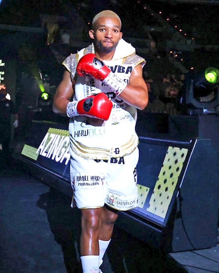 Golden Boy of boxing to lit Madison Square Garden