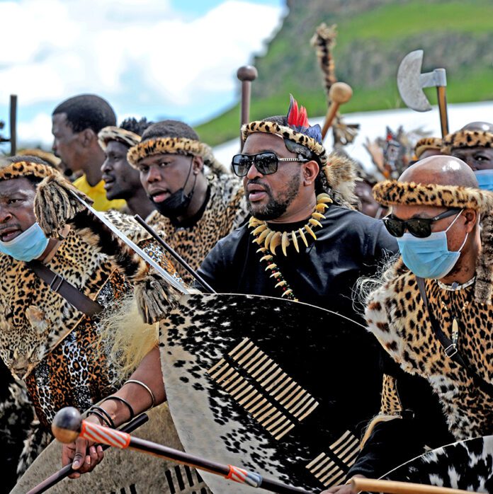 MisuZulu commands his subjects to defend the Zulu culture and country at whatever cost