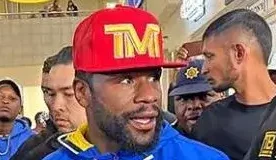 Floyd Mayweather says one of the sole purposes of his tour is to inspire African people to take more ownership in their careers. / Mbalenhle Zuma