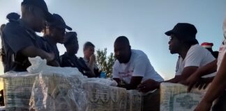 Residents send food and water to trapped illegal miners