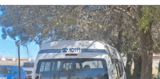 Free State cops work under trees after vacating dilapidated building